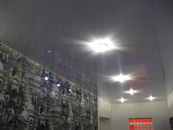 Варианты освещения натяжных потолков фото 